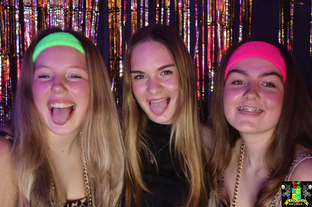 ../Images/Jeugd Opwarmbal Photobooth 112.jpg